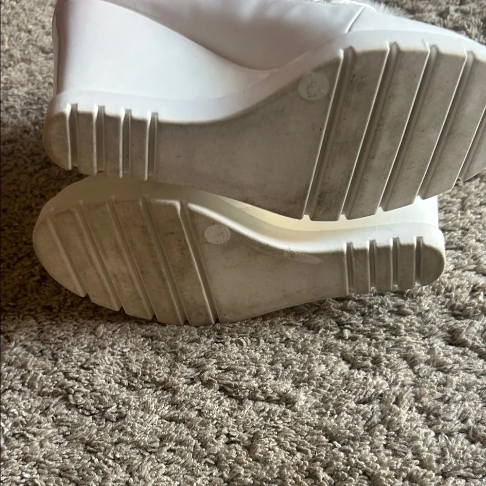 Women's White Quilted Wedge Boots - Picture 2 of 3